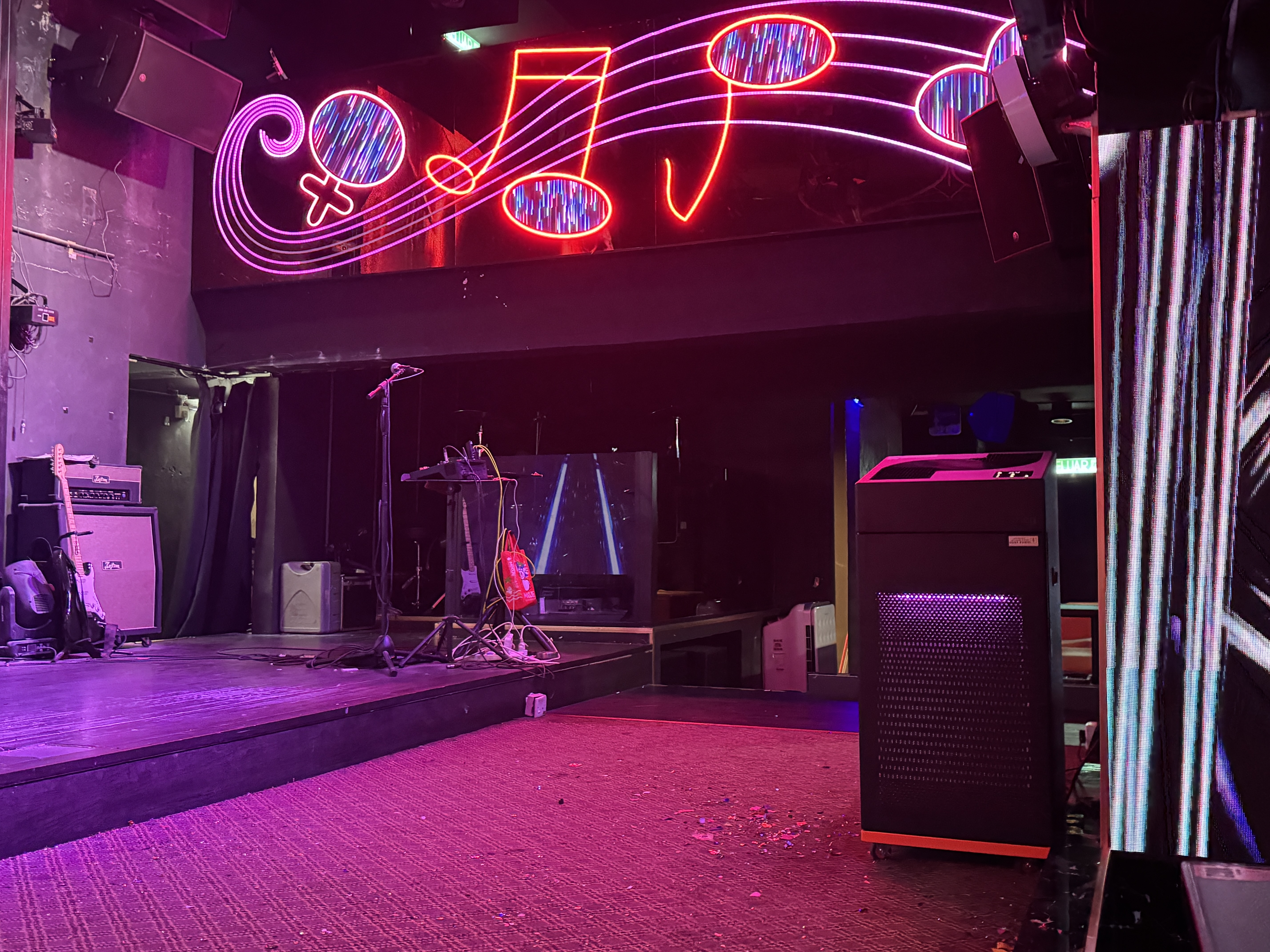 Airsmeg air purifier placed in an entertainment venue at J Lounge